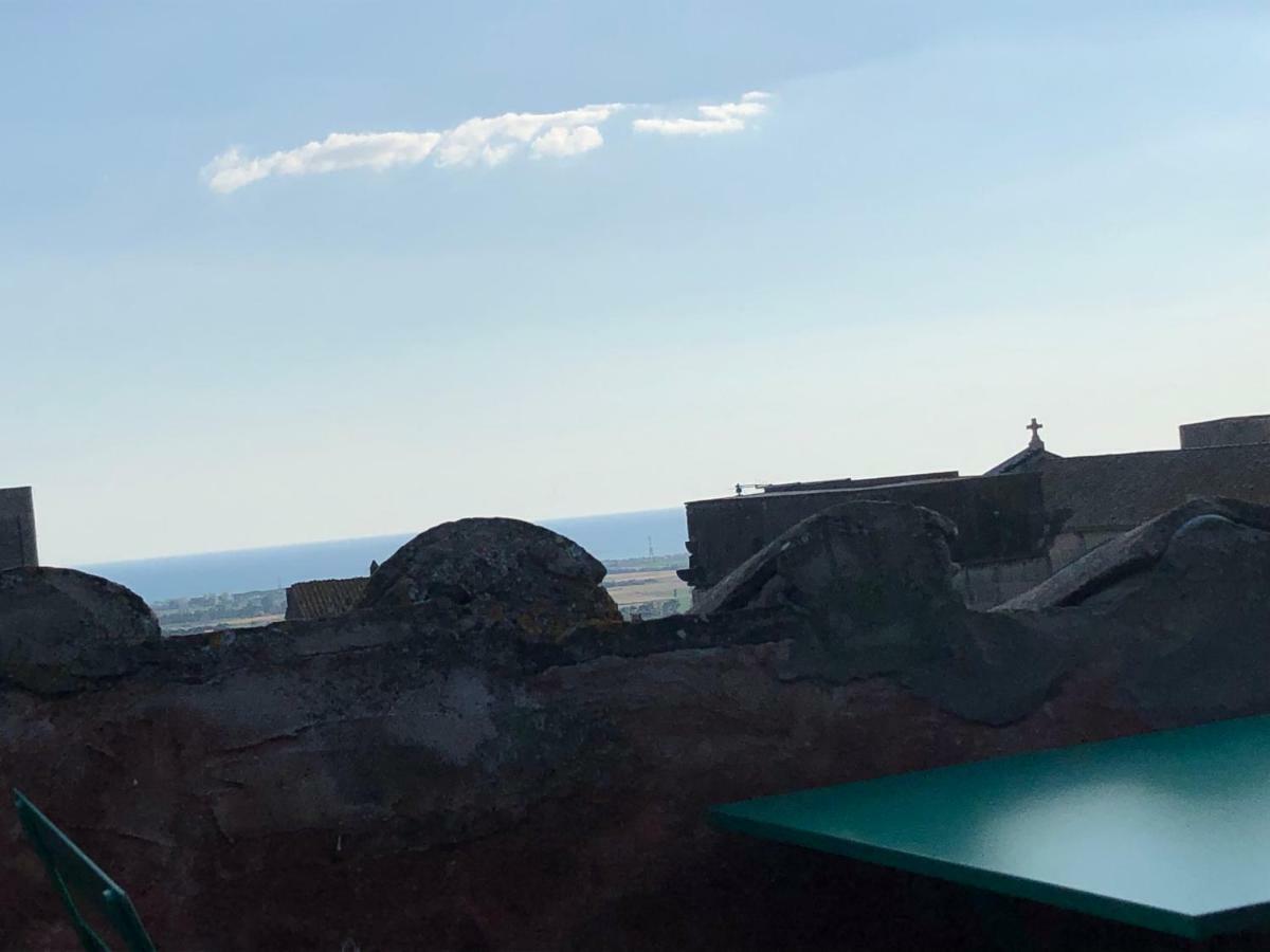 Апартаменты L'Arrocco - La Torre Col Mare Sul Tetto Тарквиния Экстерьер фото